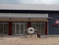 Pelaksana Pembangunan Proyek Gedung Kopdes Langgar UU KIP Tak Satupun Dikabupaten Melawi, Pasang Plang Proyek di Antaranya : Pusat Kota Kecamatan Pinoh Selatan