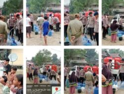 Polsek Sepauk Polres Sintang Salurkan 1.080 Liter Air Bersih, Untuk Warga Desa Lengkenat