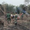 Turun ke Ladang, Koptu Dedi Bersama Warga Embaloh Hulu Lestarikan Tradisi Nugal Padi