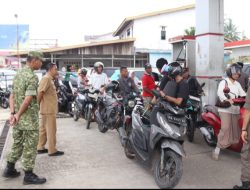 Tertibkan Distribusi BBM, Personel Kodim 1206/Putussibau Bersinergi Jaga Ketersediaan Energi di Kapuas Hulu