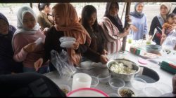 Usai Upacara, Berbagi Kebahagiaan Pada HUT TNI Ke-81, Kodim 1206/Putussibau Gelar UMKM dan Makan Bersama Masyarakat